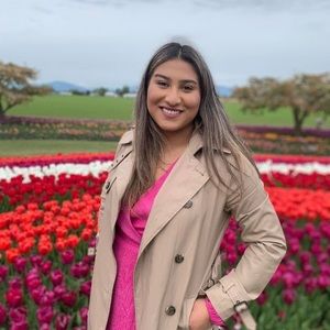 Meet your Posher, Maria